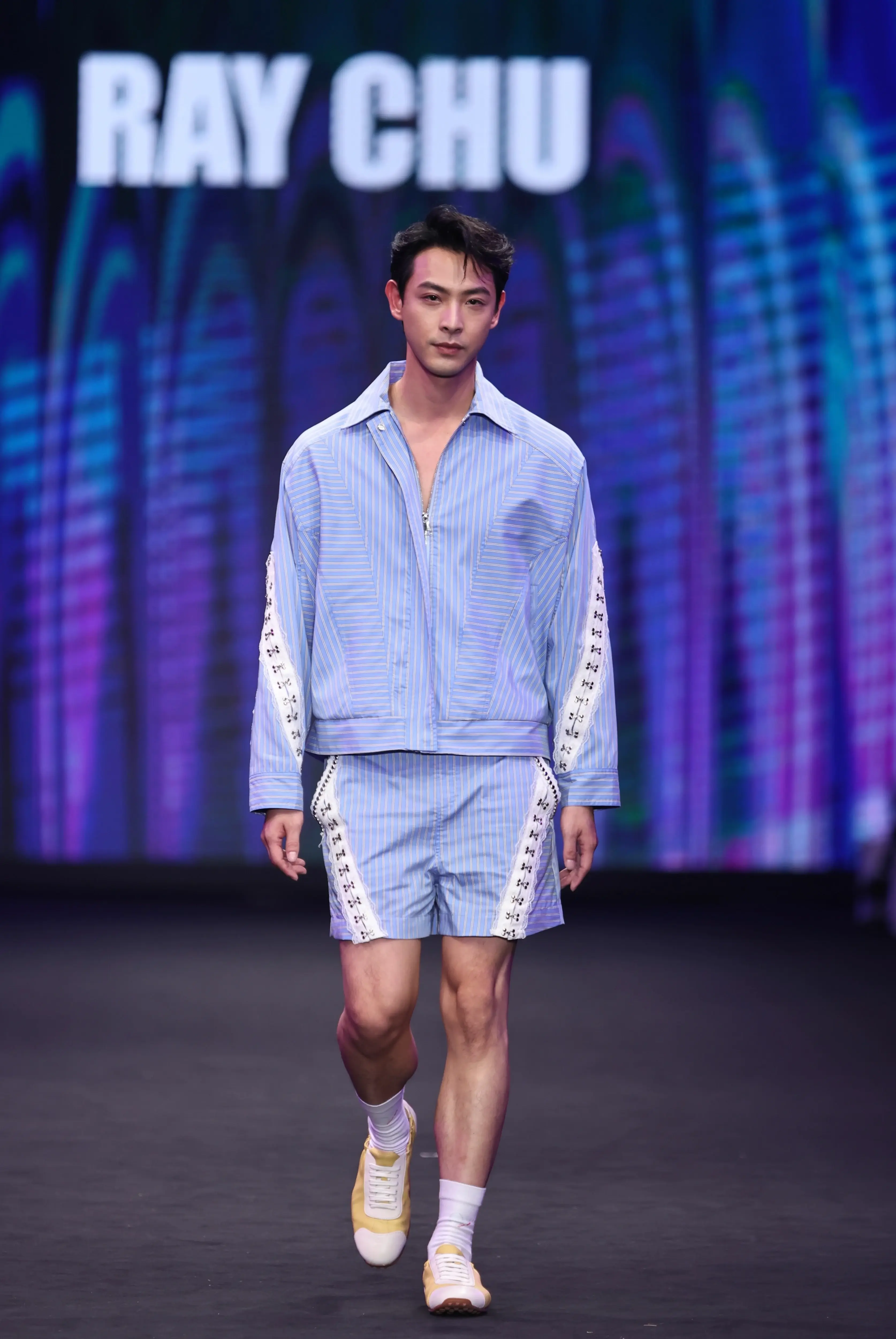 連晨翔擔任ray Chu X《拜六禮拜》走秀嘉賓